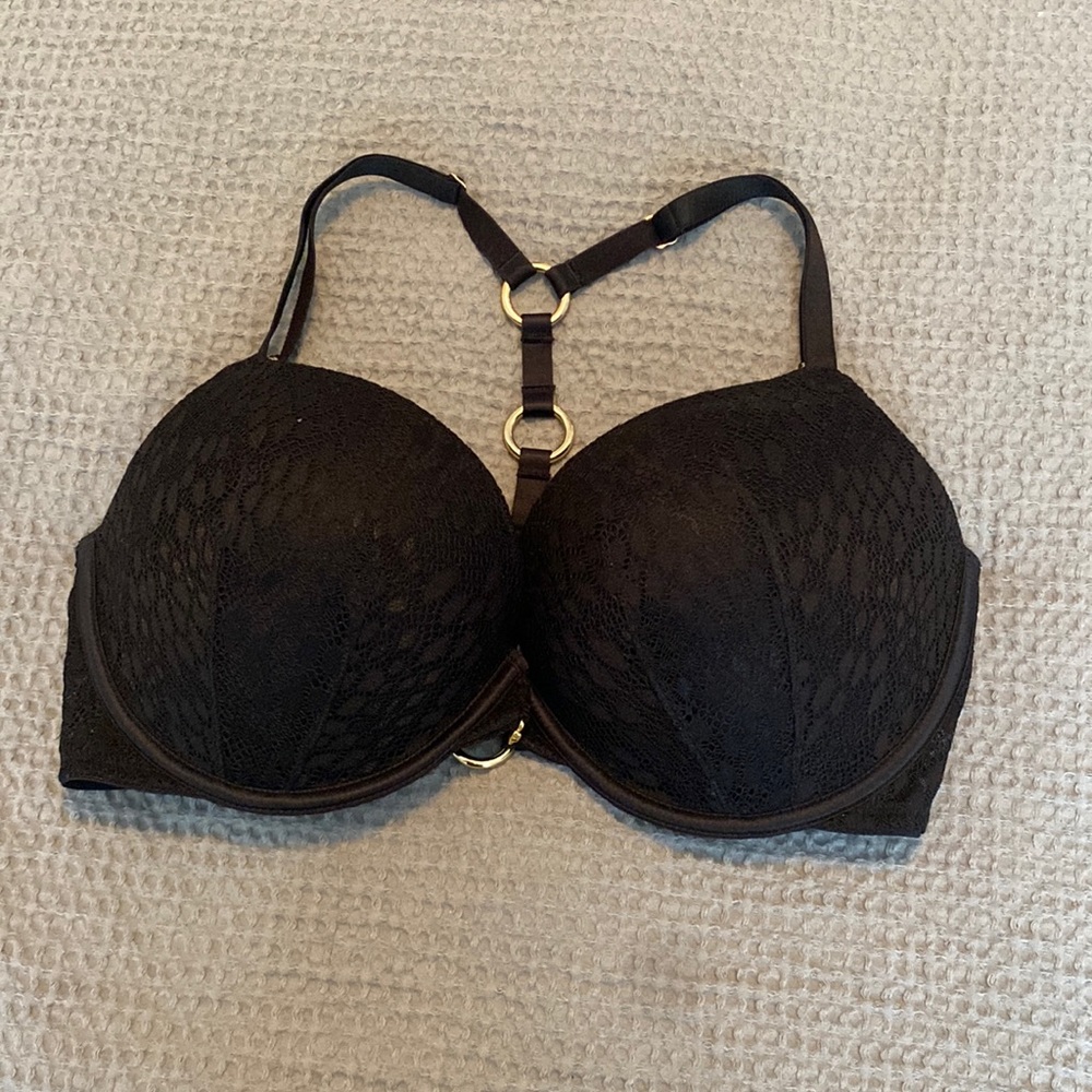 Victoria’s Secret push-up bra
